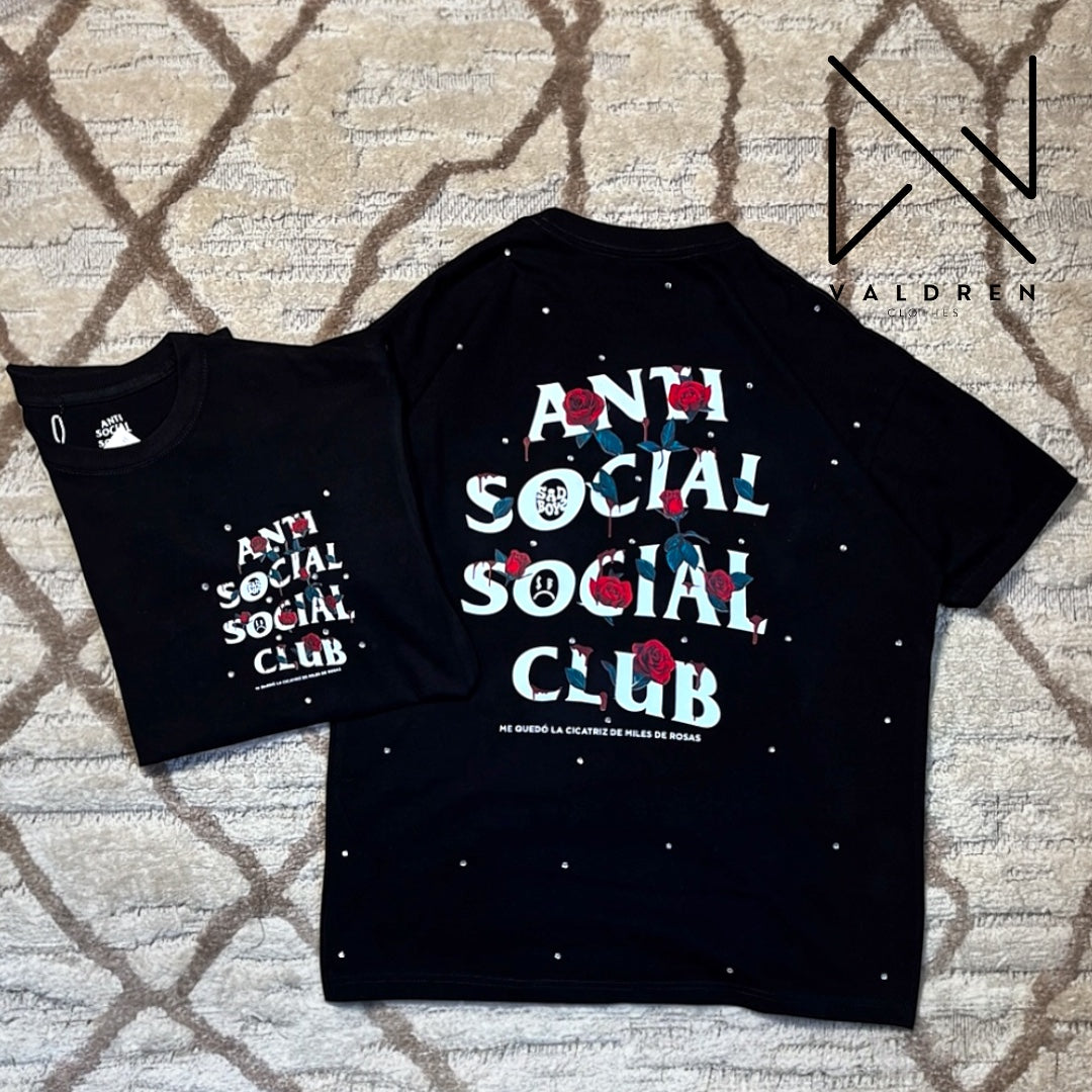 Playera Antisocial Miles de Rosas