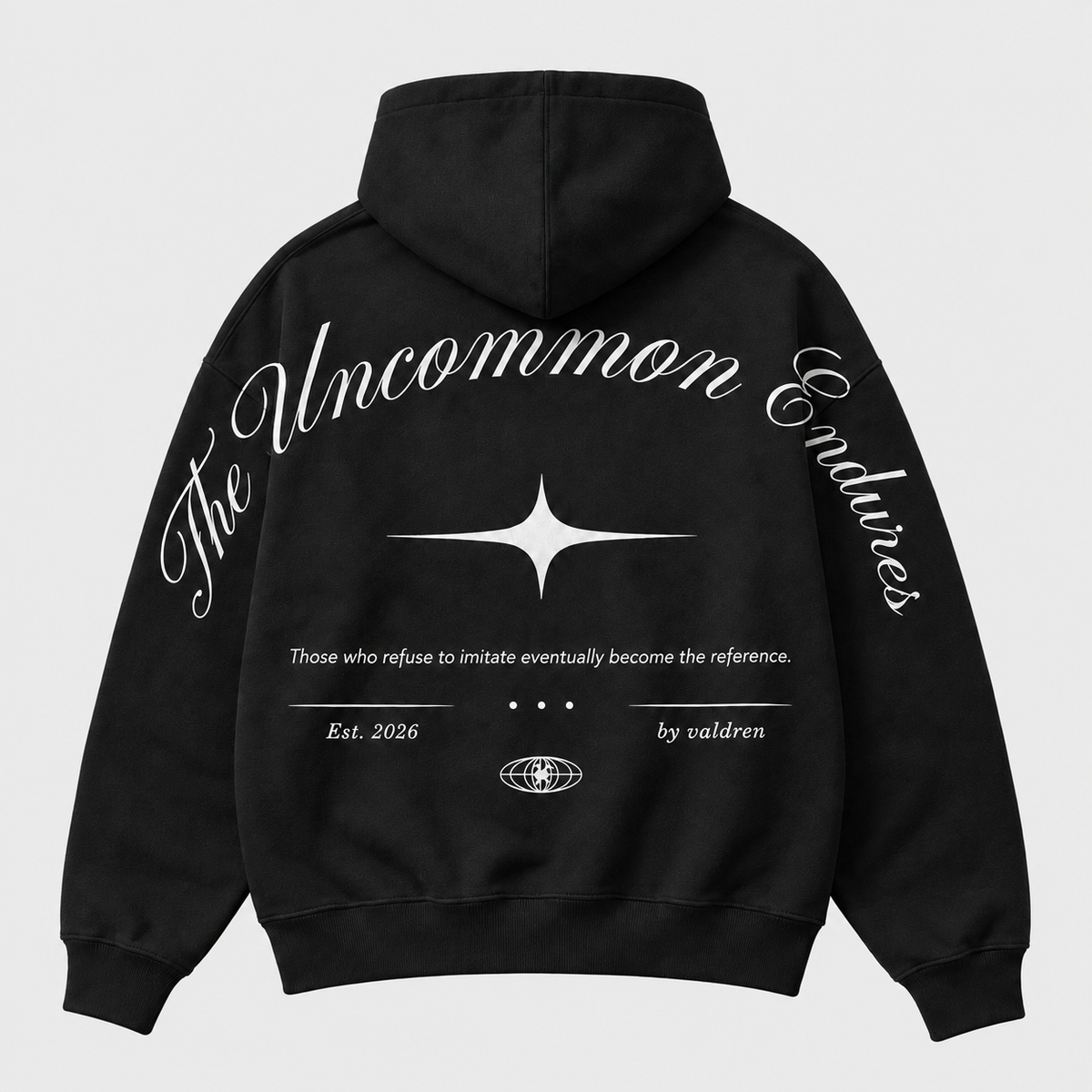 Sudadero “THE UNCOMMON ENDURES”